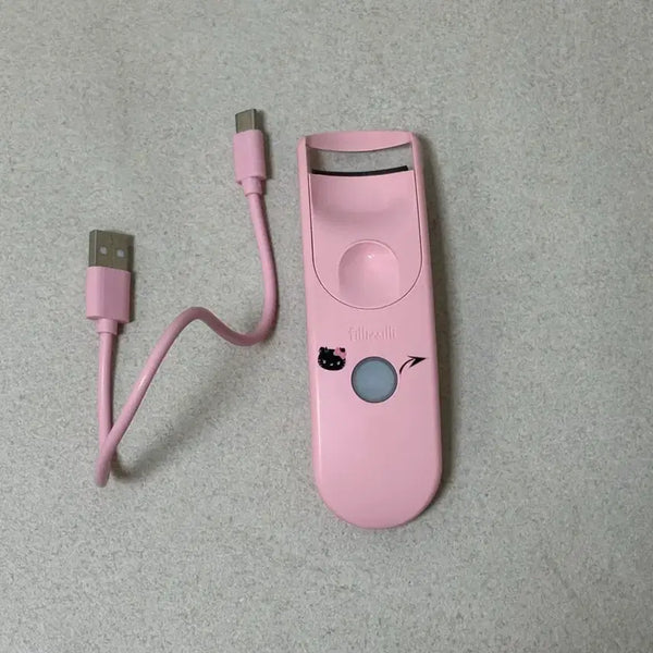 [BUNJANG] Philimili Angel & Devil Hello Kitty Heated Eyelash Curler (Rechargeable) / 필리밀리 천사와악마 헬로키티 악마키티 히팅뷰러 와이드 (충전형)