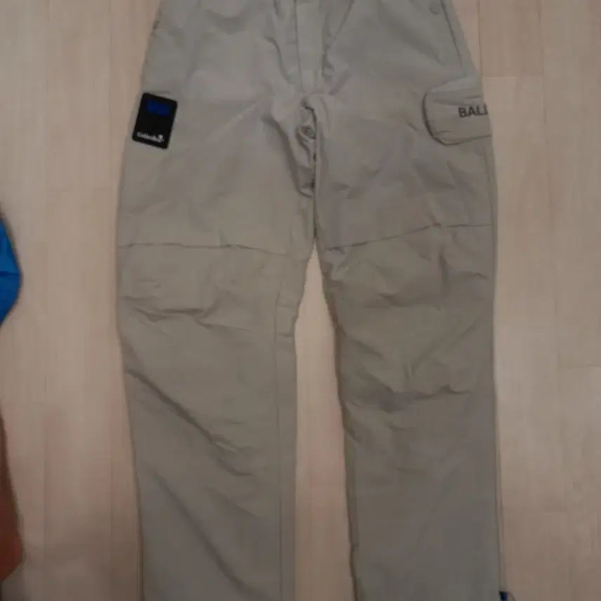 [BUNJANG] Golden Bear Winter Cargo Pants - Size S (US 30) / 골든베어 방한 카고바지 S 국내30인치정도