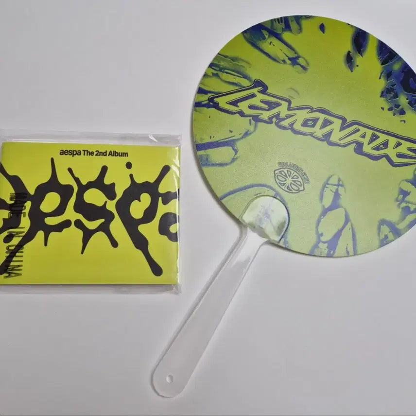 [BUNJANG] aespa Lemonade Pop-up Cup Holder + Fan Set / 에스파 aespa 레모네이드 팝업 컵홀더+부채 세트 양도