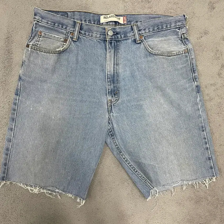 [BUNJANG] Levi's 550 Cut-Off Denim Shorts W36 / 리바이스 550 멕시코산 컷오프 데님 반바지 W36