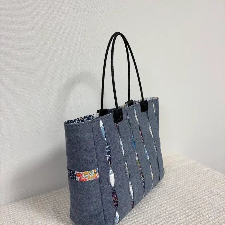 [BUNJANG] Quilted Window Bag (Medium Blue) / #빅세일# 퀼트 윈도우백 (중청)
