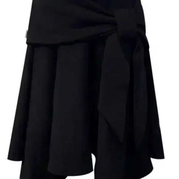 [BUNJANG] CHEMISTORY Asymmetrical Skirt / 체메씨 보우 언발란스 스커트 판매해요