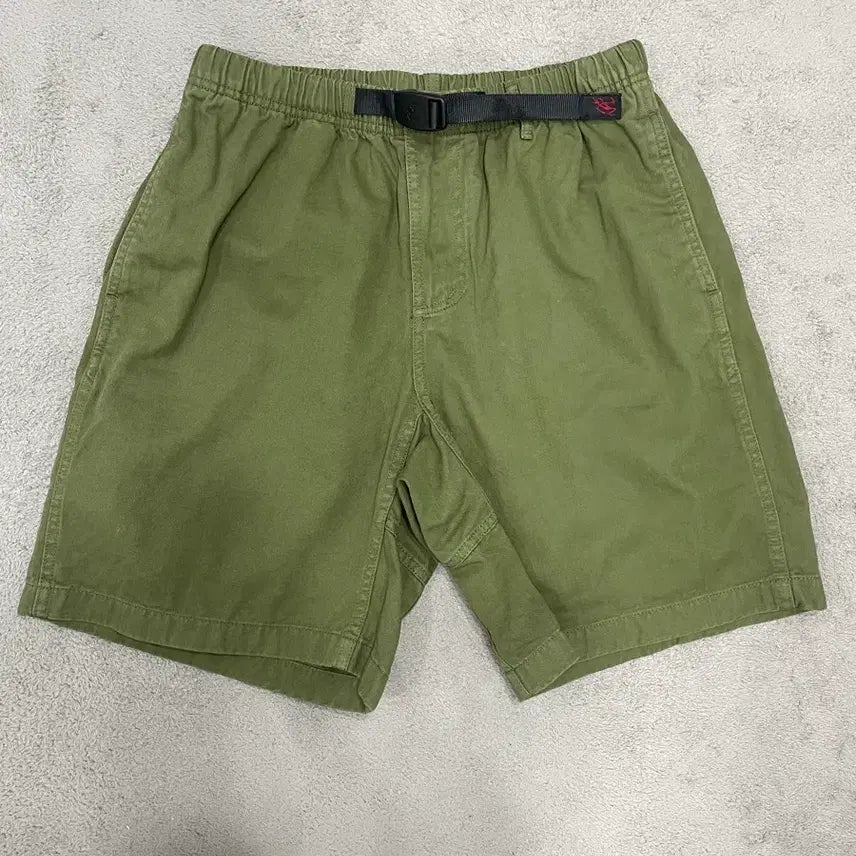 [BUNJANG] Gramicci Rouge Shorts Olive M / 그라미치 루즈 쇼츠 올리브 Asia M