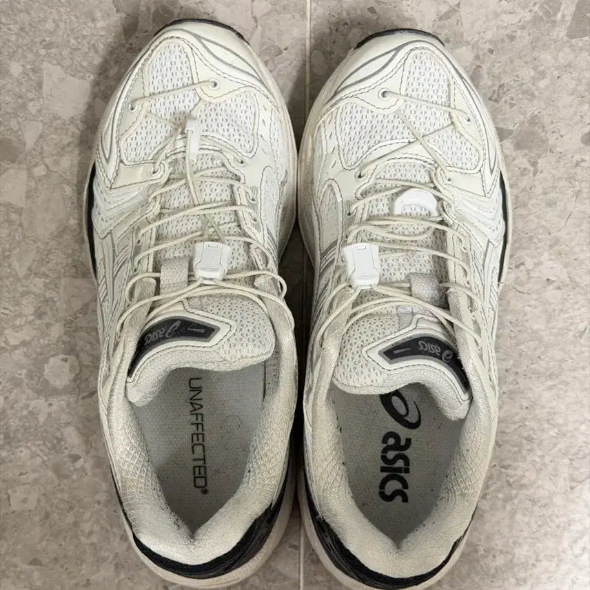 [BUNJANG] ASICS x Unaffected Sneakers Size 240 / 아식스X언어펙티드 사이즈 240 극미중고