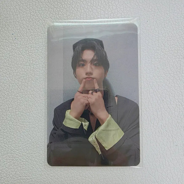 [BUNJANG] ODDINARY Aladdin Lucky Draw Photocard / 오디너리(ODDINARY) 알라딘 특전 (한)
