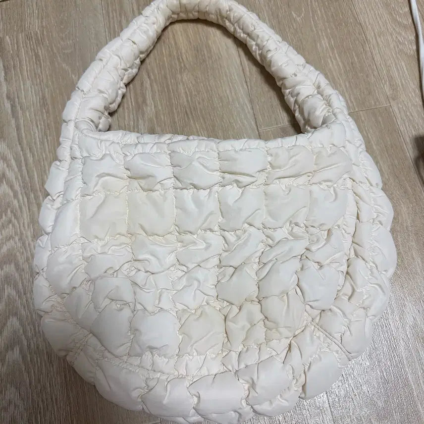[BUNJANG] COS Quilted Mini Bag Cream / 코스 퀄티드 미니백 크림