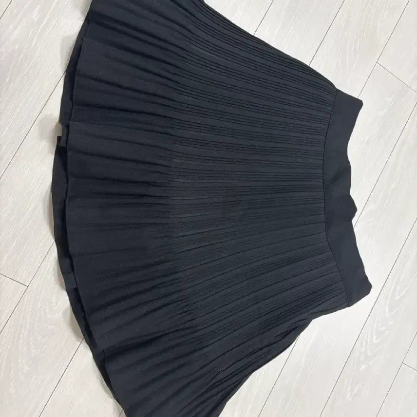 [BUNJANG] Black Pleated Skirt / 블랙 플리츠 스커트