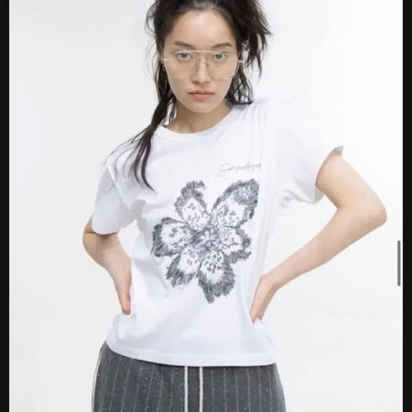 [BUNJANG] Kim Mi-deok Half Sleeve T-Shirt / 김미더영 반팔티