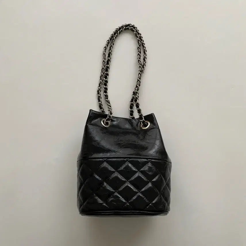 [BUNJANG] Quilted Chain Shoulder Bag / 소가죽 퀄팅체인숄더백