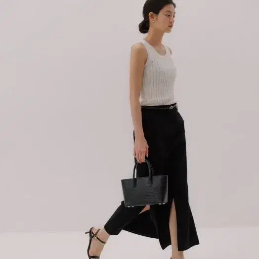 [BUNJANG] SIEBEN SIE AMILA Slit Skirt Black XS / 시에 아밀라 슬릿 스커트 블랙 xs