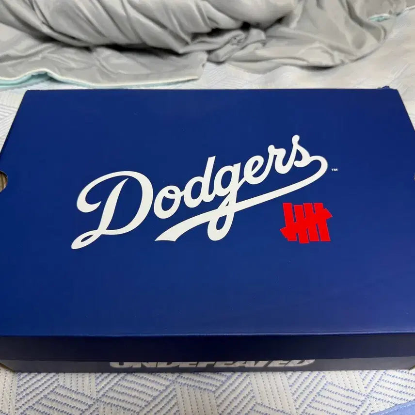 [BUNJANG] Converse x Undefeated x LA Dodgers Collaboration High-Top Sneakers Navy Size 290 / 새상품 컨버스 X 언디핏 X LA다저스 콜라보 하이탑 네이비 290사이즈