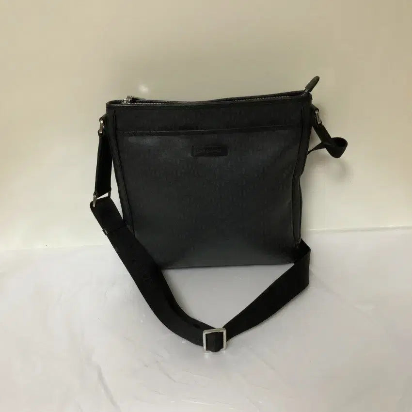 [BUNJANG] Louis Quatorze Crossbody Bag / 루이까또즈 크로스백@9970