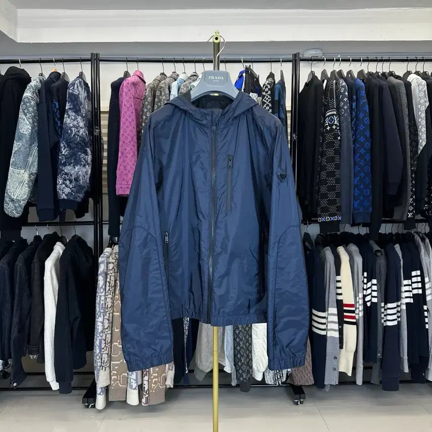 [BUNJANG] Prada Re-Nylon Windbreaker Navy / (S) 프라다 리나일론 바람막이 네이비