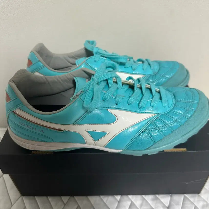 [BUNJANG] Mizuno Morelia Sala Japan TF 260 Soccer Cleats / 260) 미즈노 모렐리아 살라 재팬 TF