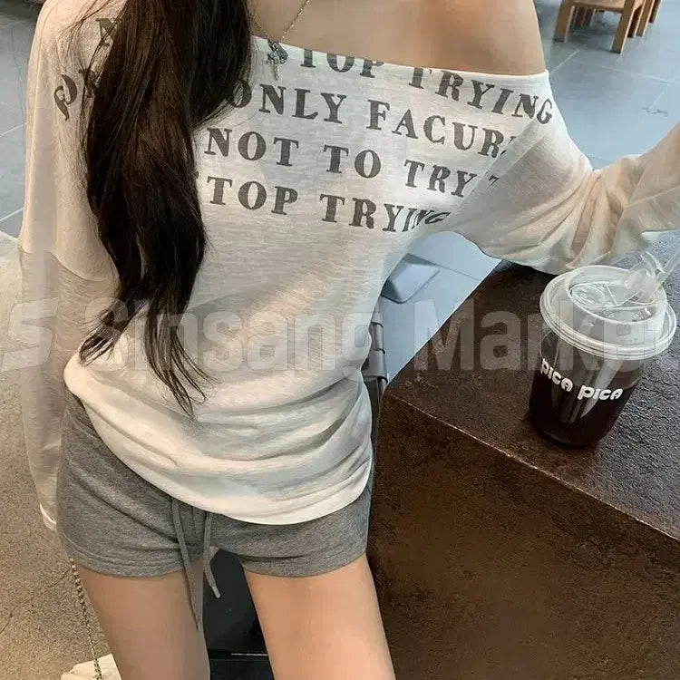 [BUNJANG] Only Lettering Off-Shoulder Long Sleeve Loose Box Fit T-Shirt / [빠른발송] 온리레터링티 오프숄더 긴팔 루즈박스핏