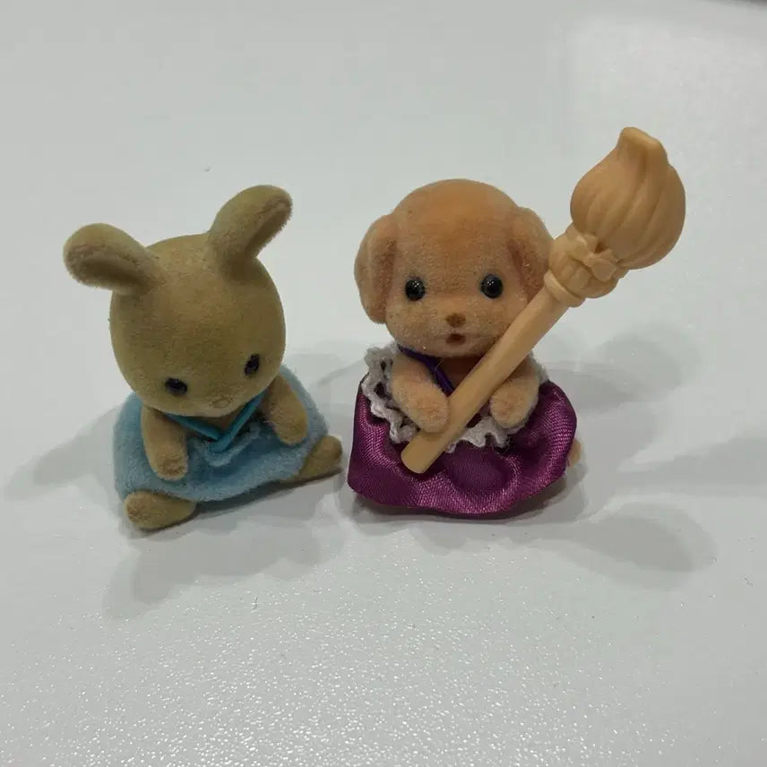 [BUNJANG] Sylvanian Families Rabbit & Dog Figures / 실바니안 토끼 강아지