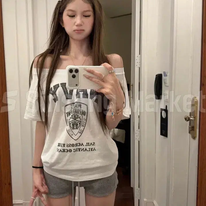 [BUNJANG] Navy Seal Lettering Off-Shoulder Top / [빠른발송] 네이비씰티 오프숄더 레터링