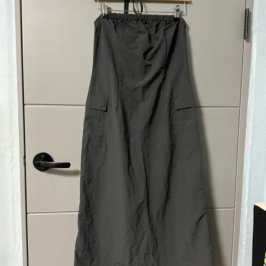 [BUNJANG] Wonlog Nylon Halterneck Long Dress Charcoal / 원로그 나일론 홀터넥 탑 롱 원피스 차콜