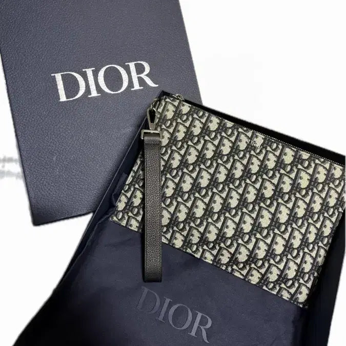 [BUNJANG] Dior A5 Oblique Jacquard Pouch Beige Black / 디올 A5 오블리크 자카드 파우치 베이지 블랙 풀구성