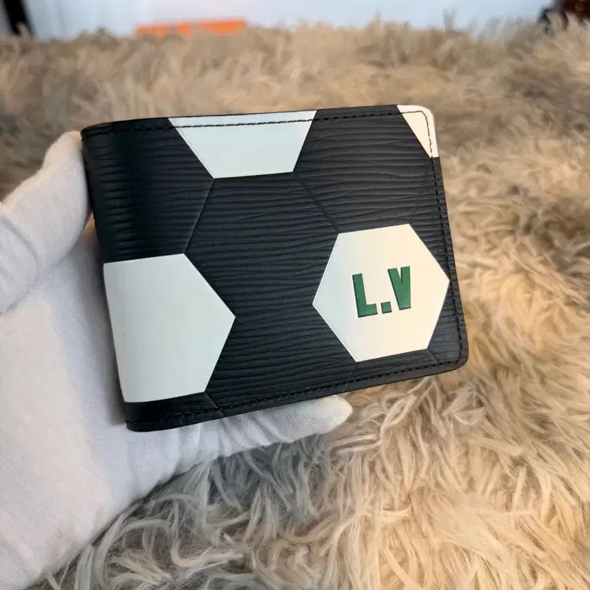 [BUNJANG] Louis Vuitton Epi Leather Sporty Bifold Wallet / {새상품급/한정판} 루이비통 에피 레더 스포티 반지갑