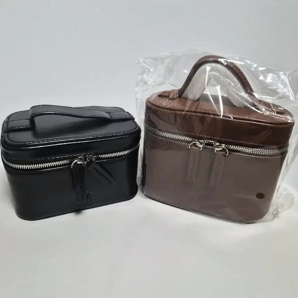 [BUNJANG] Hera Holiday Limited Edition Pouch / 헤라 홀리데이 한정판 파우치 블랙쿠션 메이크업 파우치 가격다운