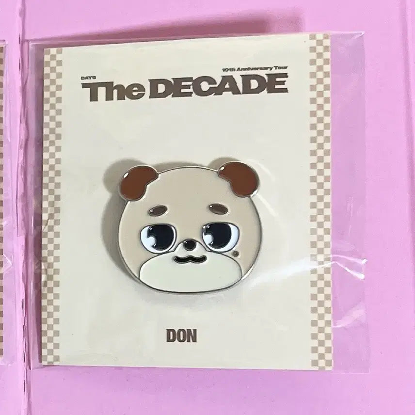 [BUNJANG] Day6 Decade Denimals Don Badge / 데이식스 데케이드 뱃지 데니멀즈 돈 판매