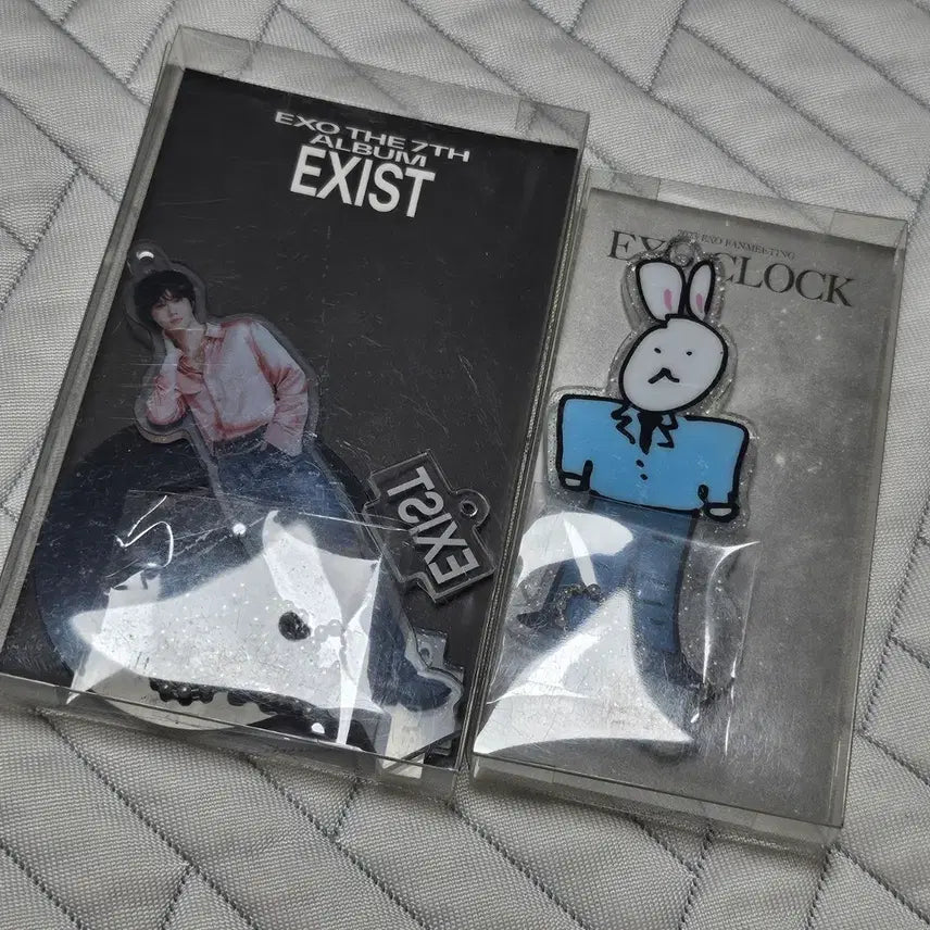[BUNJANG] EXO Suho Acrylic Keyring Set (Photocard Included) / (미개봉) EXO 수호 아크릴키링 2종 포카포함