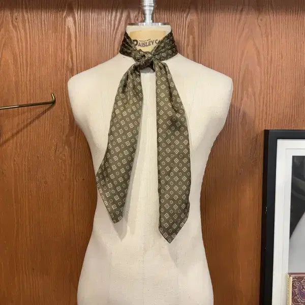 [BUNJANG] Austin Reed Silk Cravat Scarf / 오스틴리드 크라바트 스카프