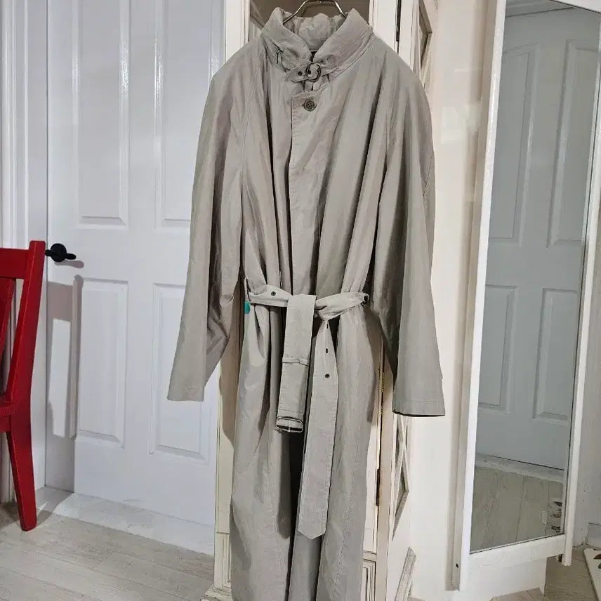 [BUNJANG] Italian Beige Trench Coat with Belt / 트렌치코트 베이지색 벨트 포함