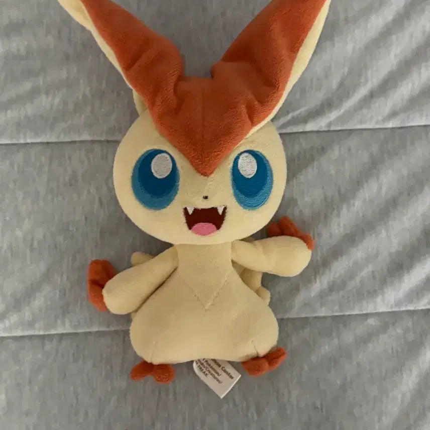 [BUNJANG] Pokemon Center Victini Classic Plush Keychain / 포켓몬스터 일본 포켓몬센터 포케센 비크티니 고전인형 누이 키링