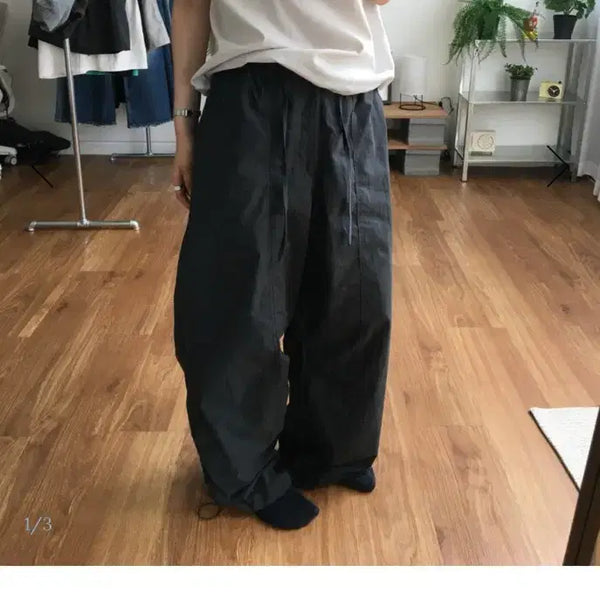 [BUNJANG] Sioa Ravi Slit Pants / 시오아 라비 절개pt