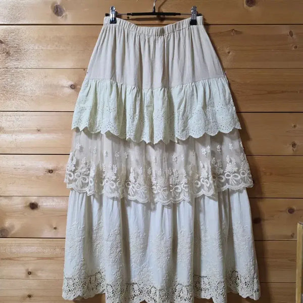 [BUNJANG] Ruffle Lace Panel Skirt / 캉캉레이스배색치마