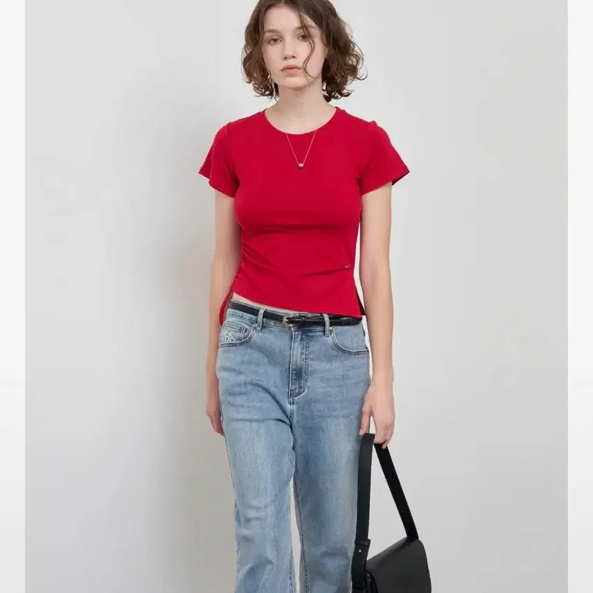 [BUNJANG] General Idea Red Shirred T-Shirt / 제너럴아이디어 레드 셔링 티셔츠
