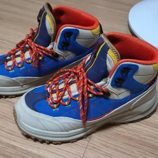 [BUNJANG] ZARA Hiking Boots 270 / 자라 등산화 270