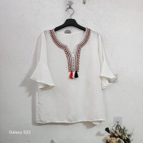 [BUNJANG] White Embroidered Tank Top Blouse / 화이트 자수 나시 블라우스