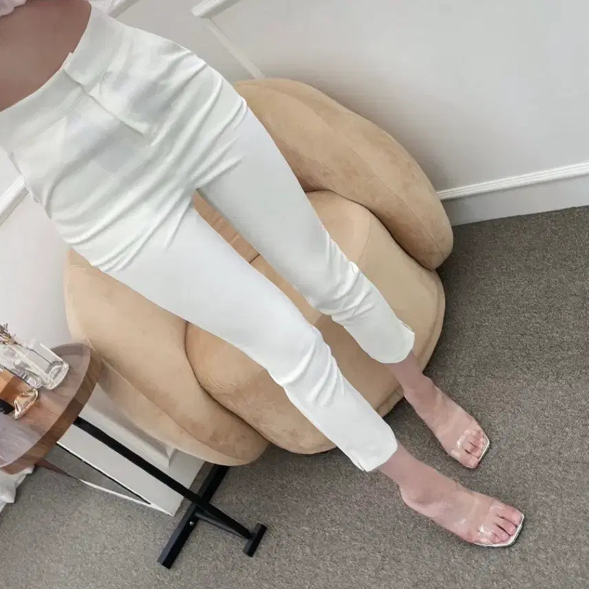 [BUNJANG] White Span 9-part Split Slacks - Size S / (새상품) 화이트 스판 9부 트임 슬랙스 S사이즈
