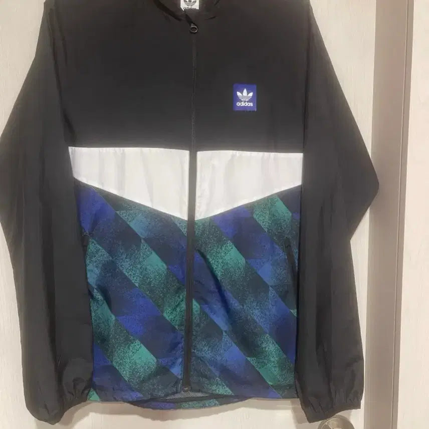 [BUNJANG] Adidas Windbreaker Jacket Black White Green Blue Color Block / 아디다스 바람막이 블랙 화이트 그린 블루