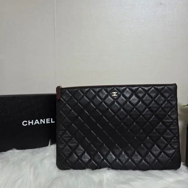 [BUNJANG] Chanel Black Lambskin Classic CC Logo Large Clutch / 샤넬 블랙 램스킨 클래식 CC로고 라지 클러치