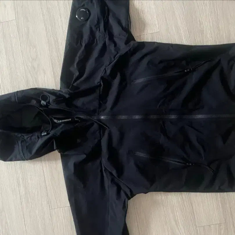 [BUNJANG] CP Company 23FW Protek Windbreaker Black Size 46 / Cp컴퍼니 프로텍 바람막이 46사이즈 블랙 23fw