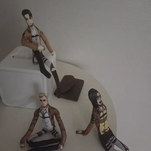 [BUNJANG] Attack on Titan Executive Branch Wire Doll Set / 진격의 거인 철사 인형 (간부조)