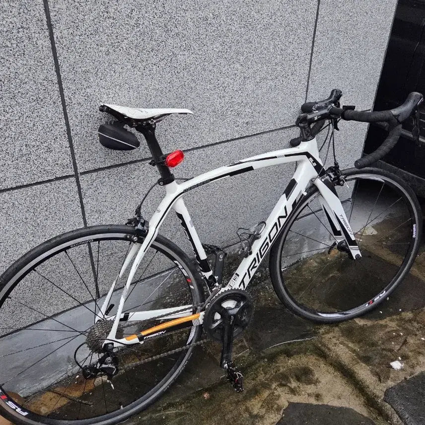 [BUNJANG] Trigon Carbon 105 Road Bicycle / 트리곤. 카본 105로드 자전거