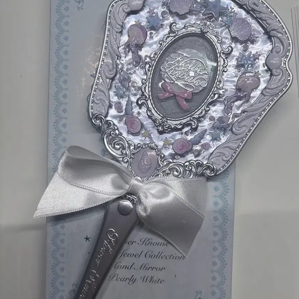 [BUNJANG] Flower Knows Shells Jewel Collection Mirror No. 1 Pearly White / (박스O)플라워노즈 조개 쉘즈쥬얼 컬렉션 손거울 1호 펄리 화이트 shells jewel