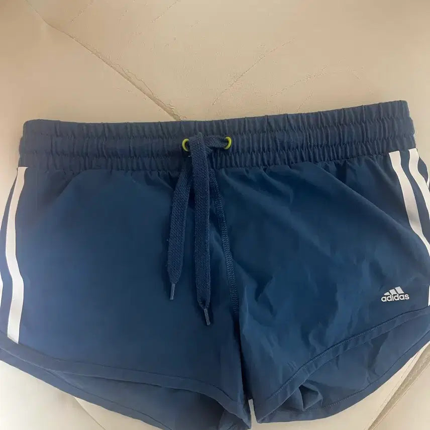 [BUNJANG] Adidas Women's Navy 3-Stripes Shorts / 아디다스 반바지 네이비