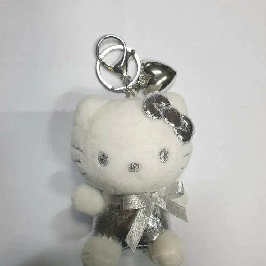 [BUNJANG] Hello Kitty Doll Charm Silver / 헬로키티 인형 키링 실버(8/17까지만판매)