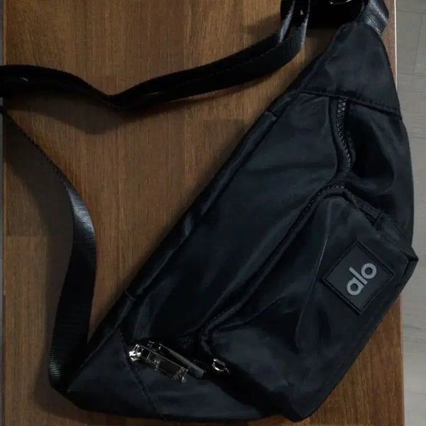 [BUNJANG] ALO Hip Pack Black / 알로 힙색 블랙