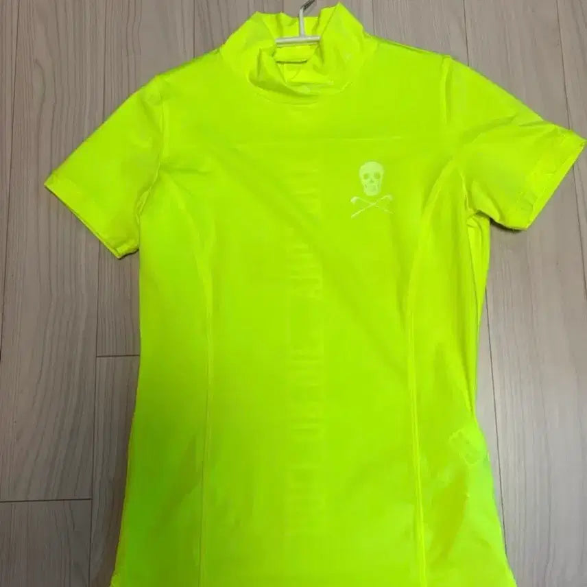 [BUNJANG] Mark &ロナ Small Fluorescent Green Golf Apparel / 마크 앤 로나 스몰