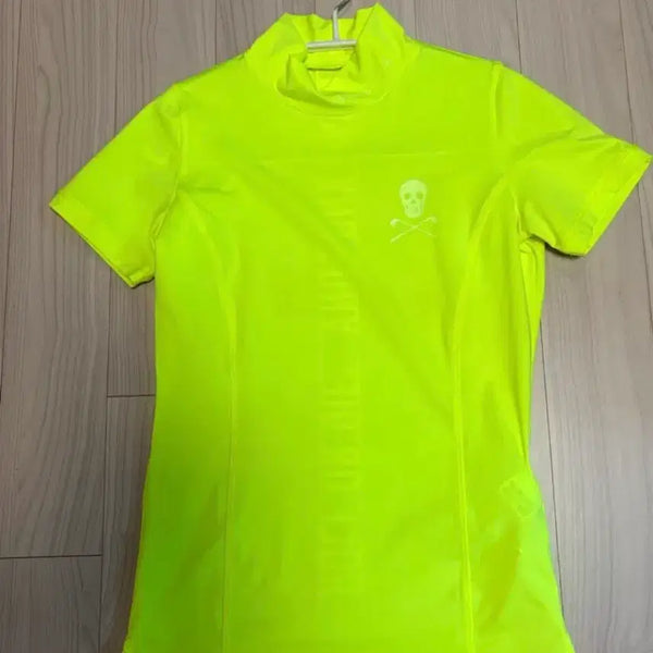 [BUNJANG] Mark &ロナ Small Fluorescent Green Golf Apparel / 마크 앤 로나 스몰
