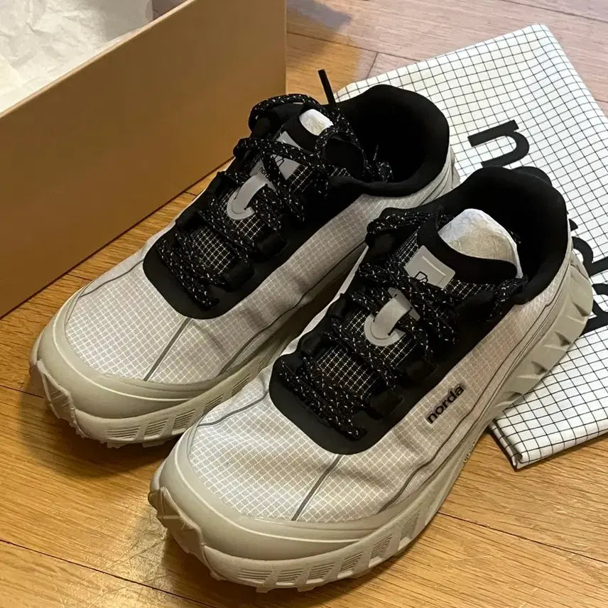 [BUNJANG] Nike ACG Lowcate Cinder (US Women's 6) / 노다002 cinder us6w
