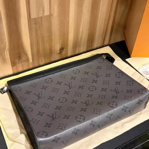 [BUNJANG] Louis Vuitton Pochette Voyage Reverse Eclipse MM / 매장판/루이비통 포쉐트보야주 리버스 이클립스 MM 풀구성