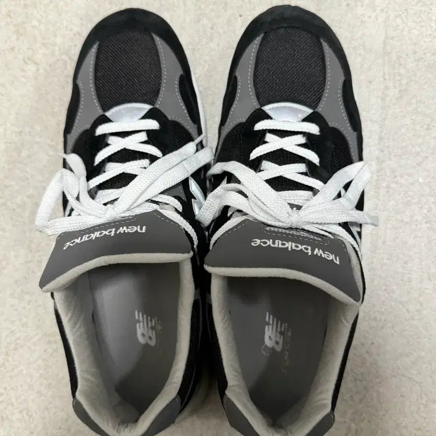 [BUNJANG] New Balance 992 Black Grey / [290] 뉴발란스 992 블랙 그레이